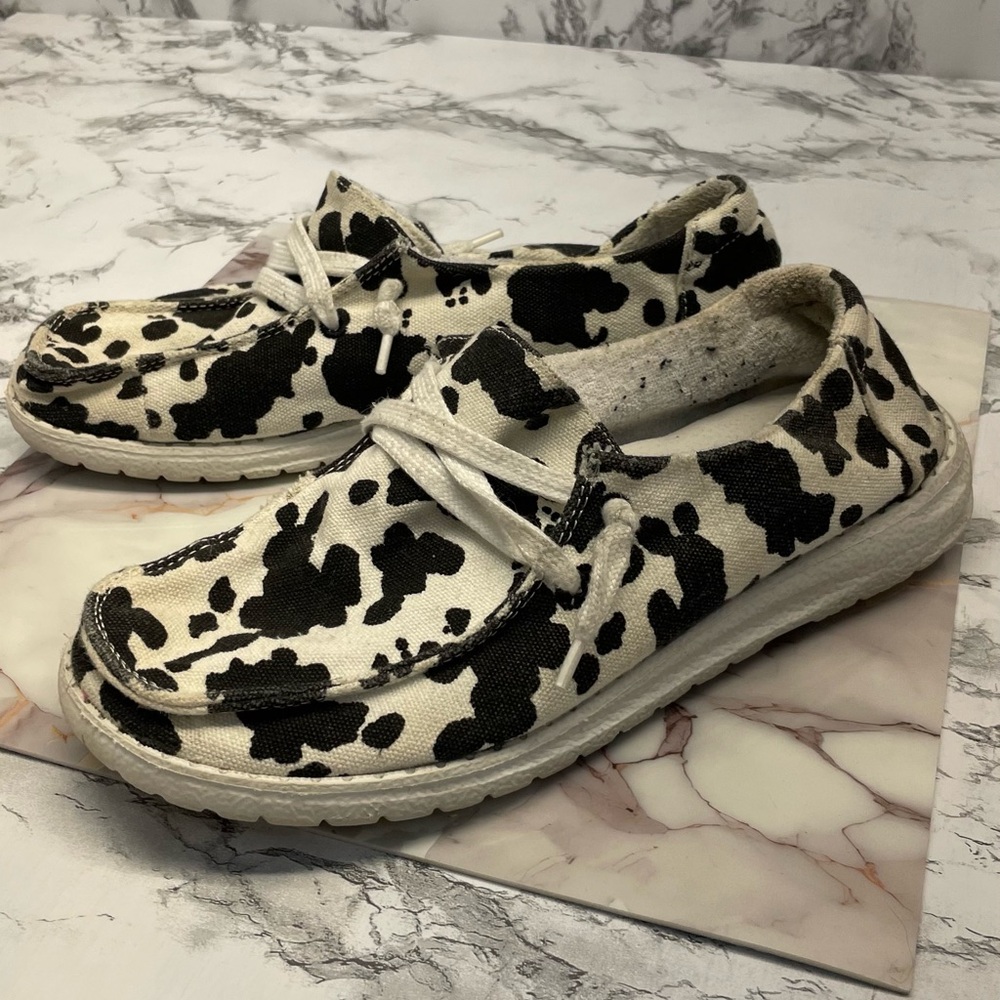 Gypsy Jazz White and Black Cow Print Loafers Size 7.5